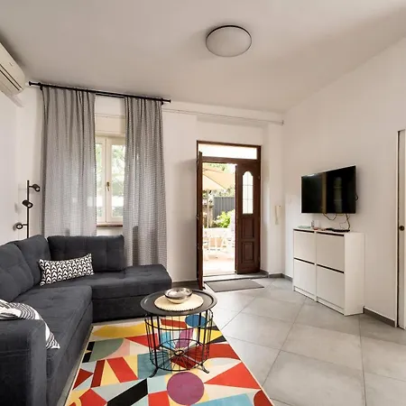 Amalis Apartment Rijeka Exterior photo